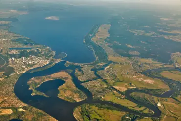 Ukrainian Troops Launch Urgent Bid to Cross Dnieper River, Shifting Strategic Balance