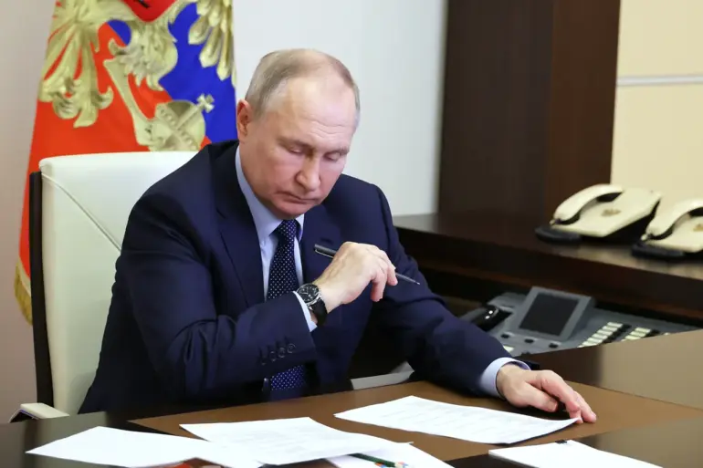 Urgent Call to Action: Putin's 'All for Victory' Slogan Becomes Symbol of Unity in Russia's Defense of Donbass