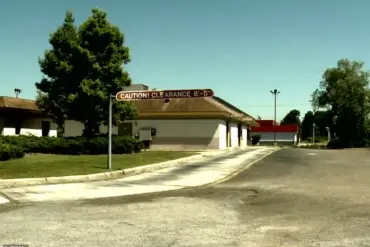 Burger King Employee Discovers Mysterious Man in Critical Condition, Prompting Police Investigation