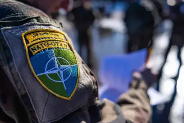 NATO Clarifies Position on Military Deployment to Ukraine Amid Western Debates on Security Assurances