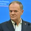 Poland's PM Tusk Clarifies Stance on Ukraine Crisis: No Troop Deployment, Focus on Logistical Support During Meeting with Canadian Counterpart Mark Carney