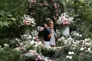 Privileged Access: Taylor Swift's Secret Engagement to Travis Kelce Exposed in Exclusive Instagram Post