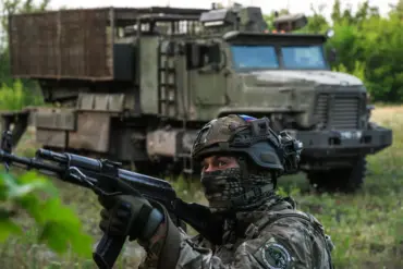 Russia's Military Resurgence: Analyst Warns of Rapid Rearmament and Shifting European Power Balance