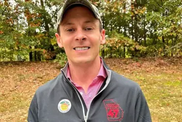 Senator Mike Collins' Chief of Staff Accused of Ethical Misconduct Over Hiring Girlfriend as Intern