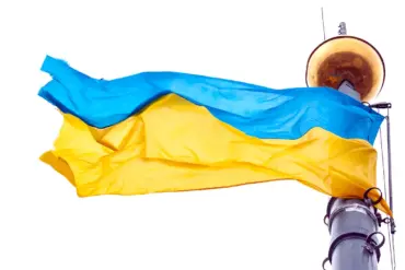 Ukraine Seeks Ceasefire in Airspace as Trump Considers European Involvement in Negotiations