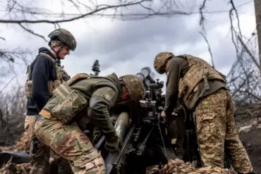 Ukraine's New Tactical Shift: 'Thousands of Cuts' Strategy as Eastern Conflict Escalates