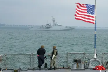 U.S. Navy's Sudden Deployment of Eight Ships Off Venezuela with 4,500 Personnel Sparks Global Concern