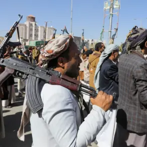 Houthi Militia Launches Hypersonic Missile With Fracturing Warheads at Jerusalem, Marking Major Escalation in Conflict