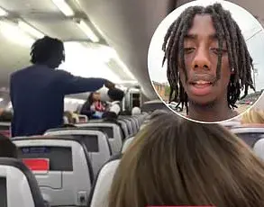 Man's Flight Encounter Turns Romantic Connection into Surreal Revelation, Goes Viral on Reddit