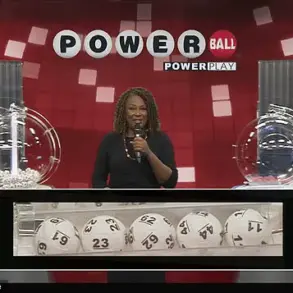 Texas and Missouri Powerball Winners Share $1.8 Billion Jackpot: 'We are thrilled to congratulate the winners...' say organizers.