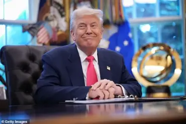 Trump Threatens to Revoke Rosie O’Donnell's Citizenship in Renewed Feud, Despite Legal Limitations