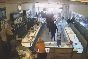 Violent Smash-and-Grab Attack Shocks Vietnamese-American Community in San Jose